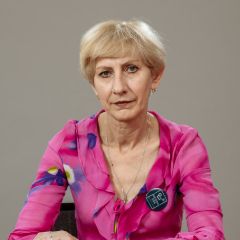 Жулавская Людмила